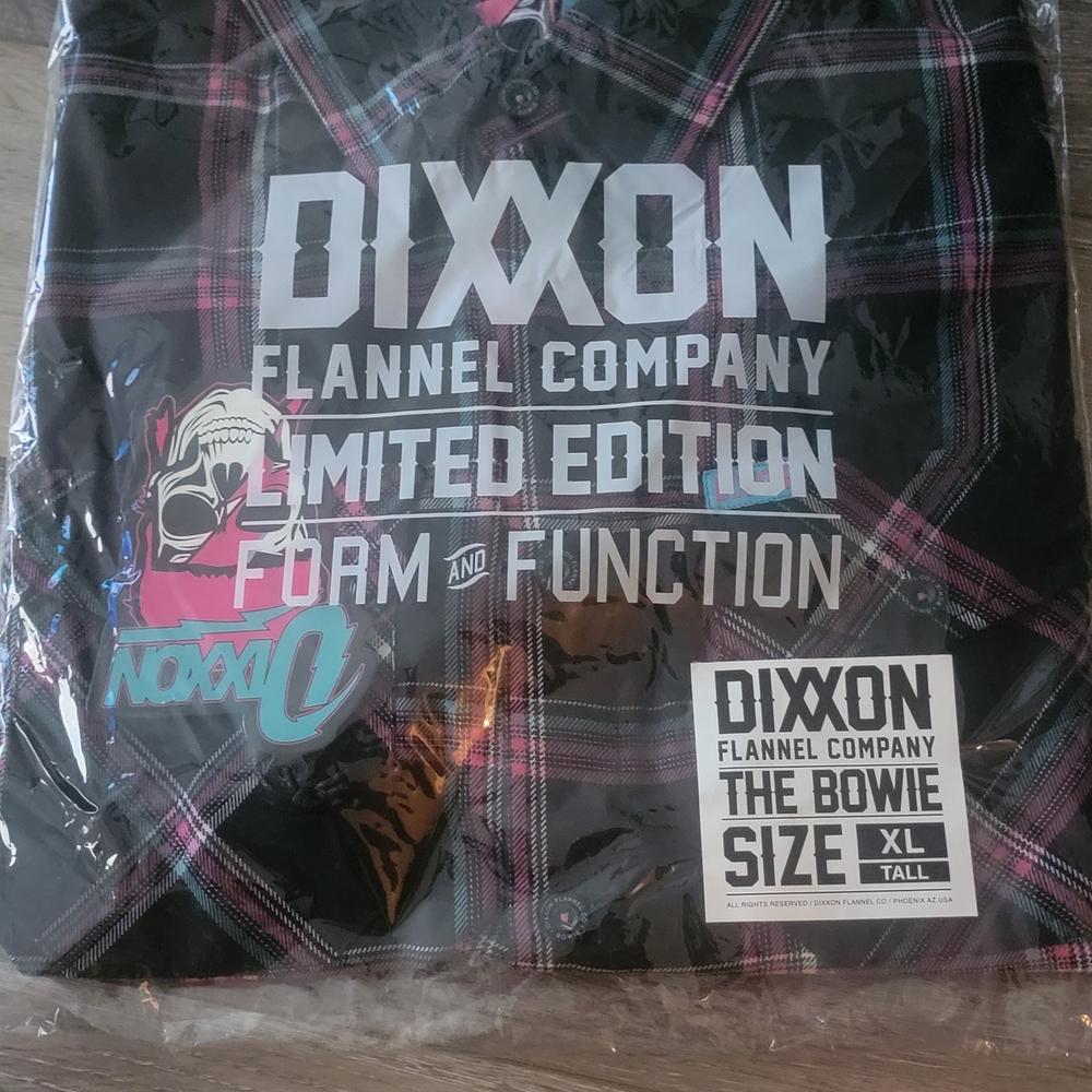 DIXXON THE BOWIE Limited Edition Black and Pink Plaid Flannel Shirt BRAND NEW